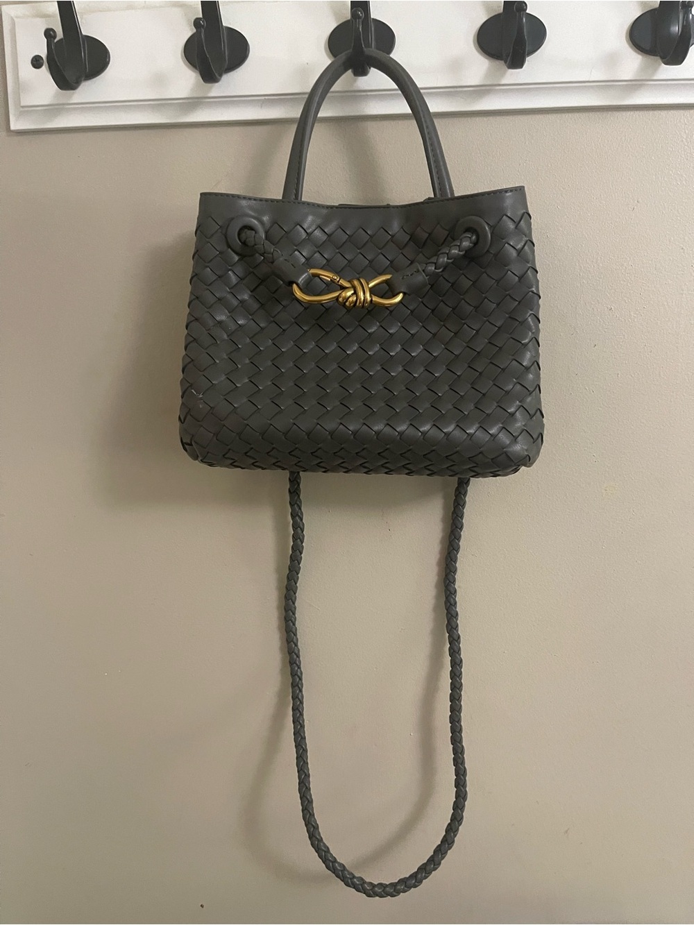 Grey woven faux leather bag